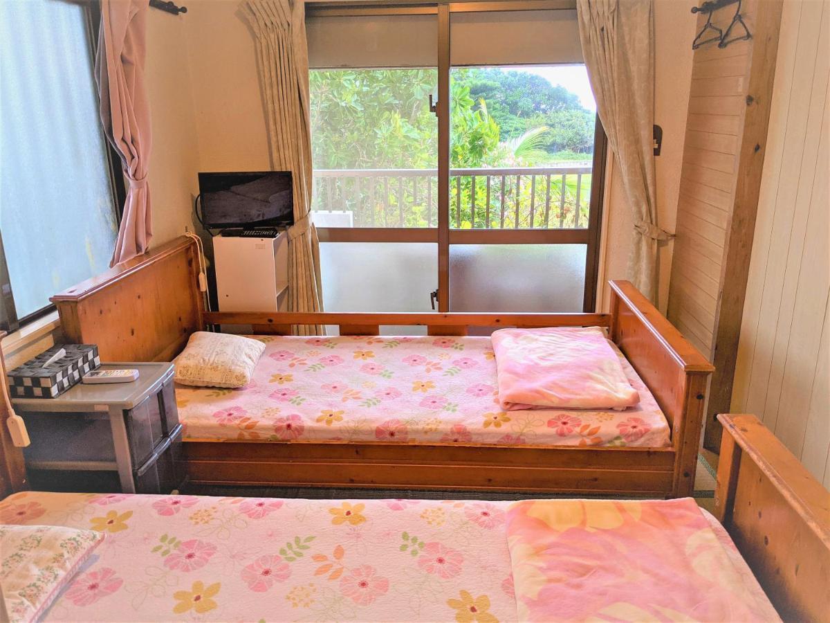 Shiraho Friends House Otel Ishigaki  Dış mekan fotoğraf