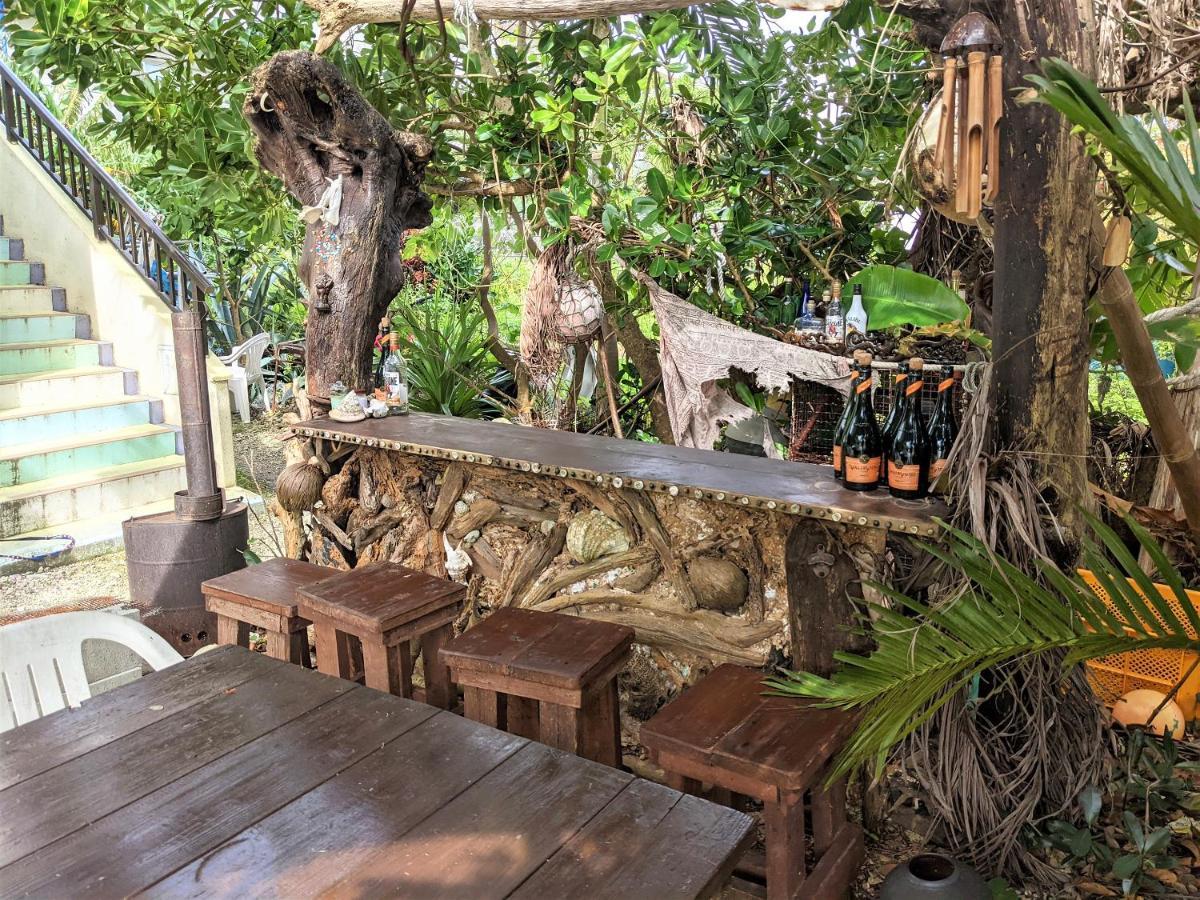 Shiraho Friends House Otel Ishigaki  Dış mekan fotoğraf